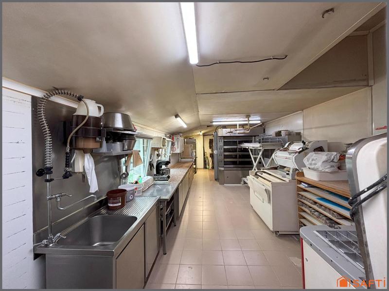 Local commercial - 255 m²