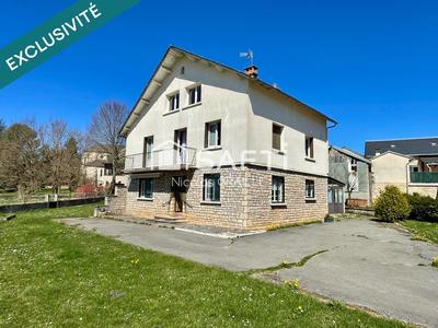 Maison - 162 m² - 12 pièces