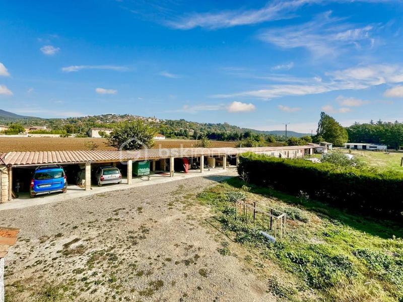 Loft - 167 m² - 4 pièces