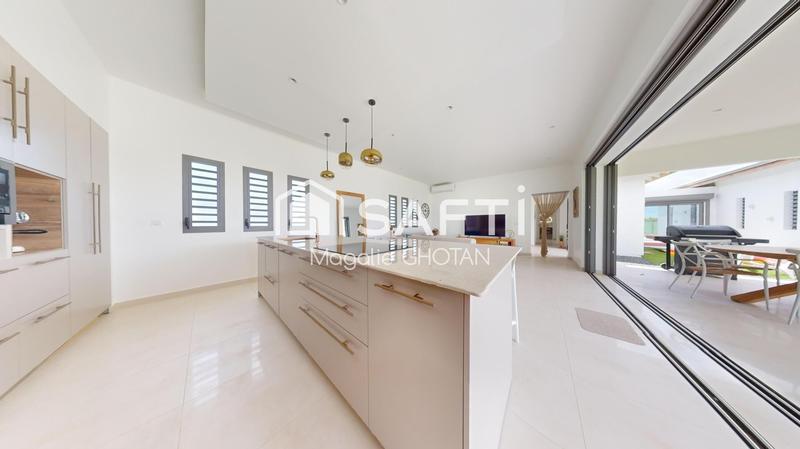 Maison - 176 m² - 5 pièces