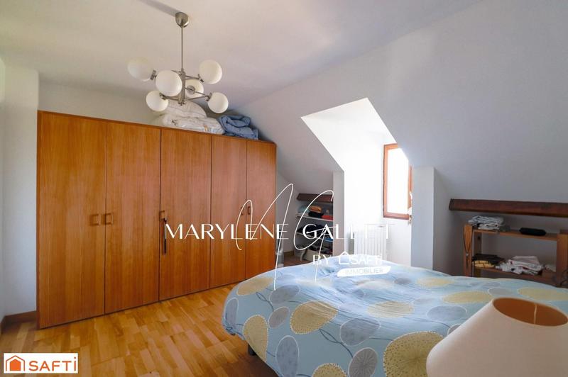 Maison - 149 m² - 7 pièces