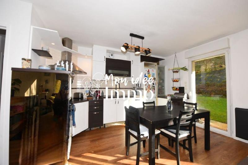 Appartement - 94 m² - 4 pièces