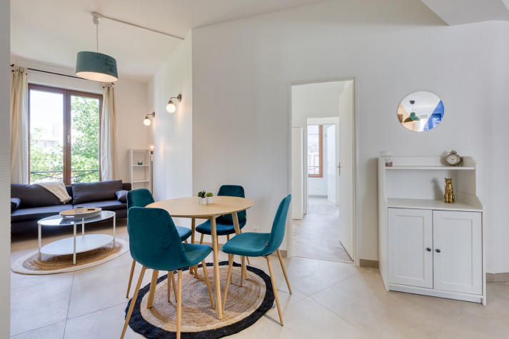 Appartement - 93 m² - 5 pièces