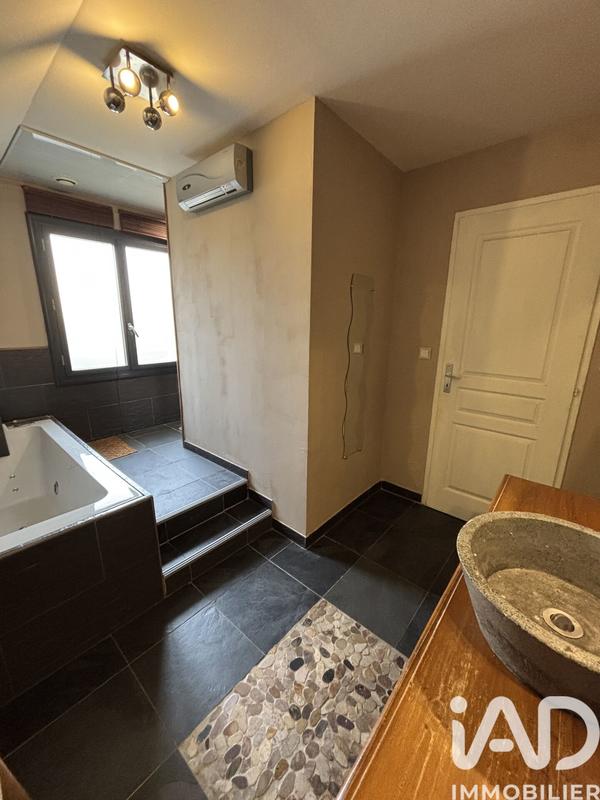 Maison - 136 m² - 6 pièces