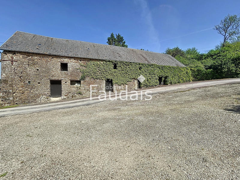 Maison - 282 m² - 7 pièces