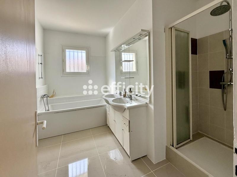 Maison - 134 m² - 6 pièces