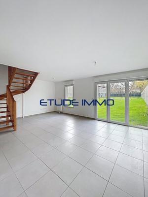 Maison - 84 m² - 4 pièces