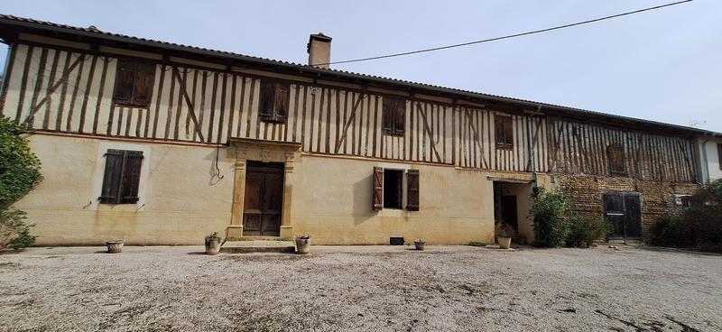 Maison - 200 m² - 5 pièces