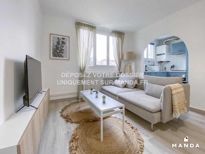 Chambre - 10 m² - 4 pièces