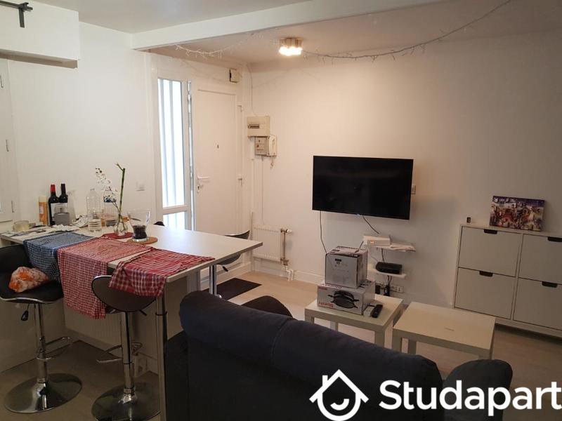 Chambre - 11 m² - 1 pièce