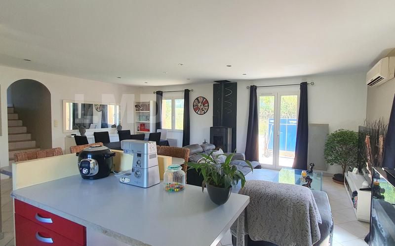 Villa - 140 m² - 6 pièces