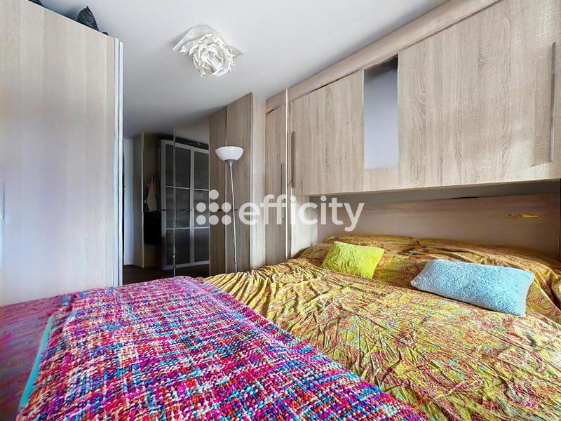 Appartement - 90 m² - 4 pièces