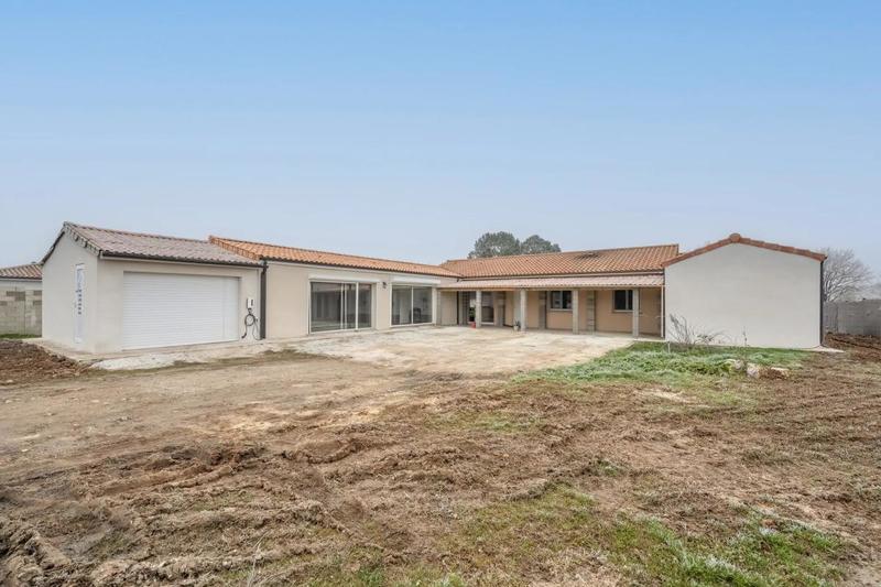 Maison - 160 m² - 7 pièces