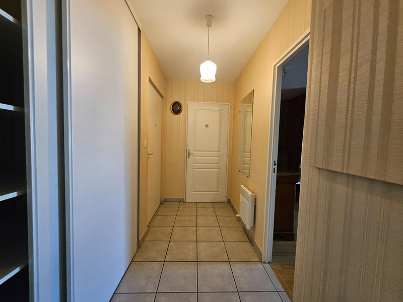 Appartement - 74 m² - 2 pièces