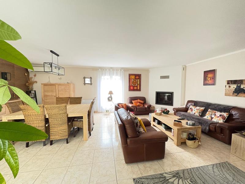 Maison - 150 m² - 5 pièces