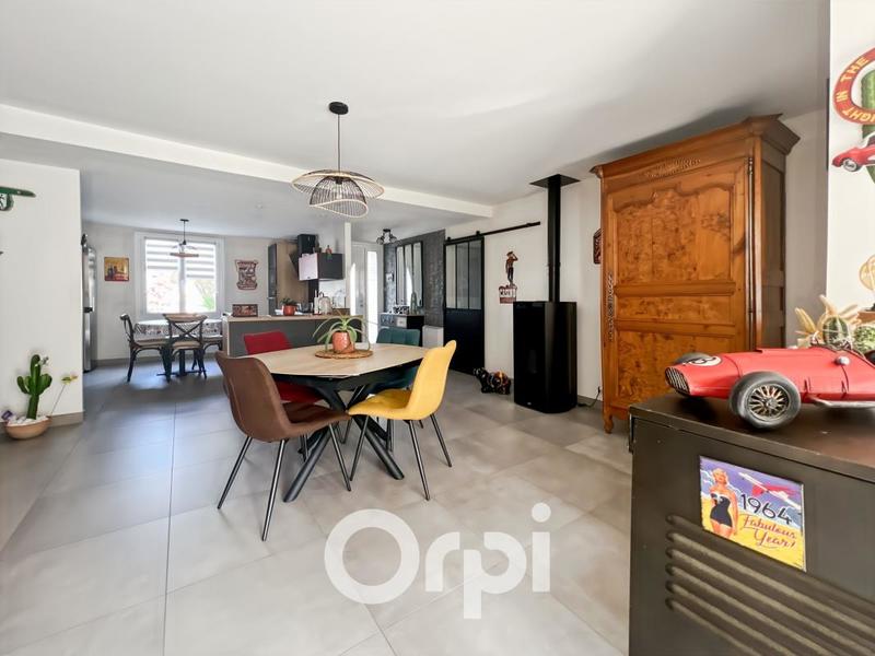 Maison - 143 m² - 5 pièces