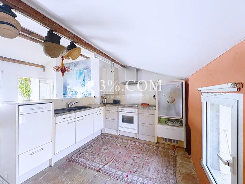 Maison - 215 m² - 8 pièces