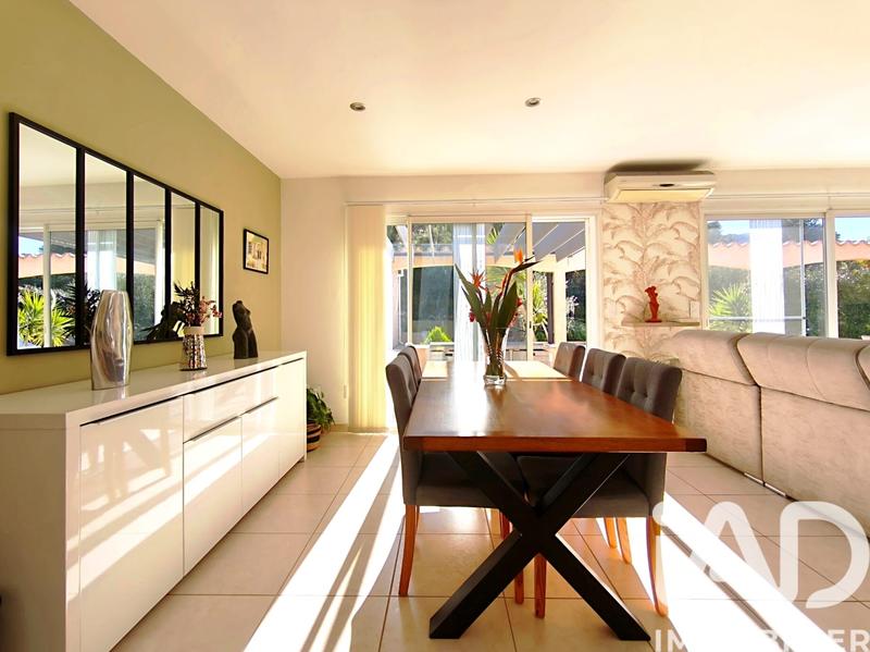 Maison - 120 m² - 5 pièces