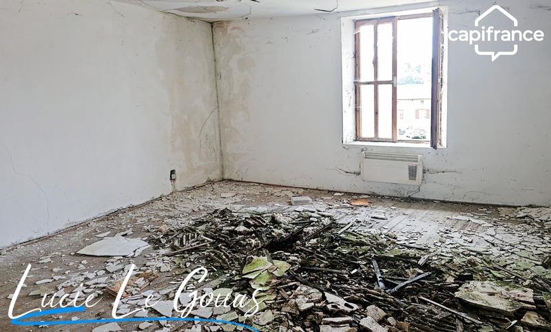 Maison - 300 m² - 6 pièces