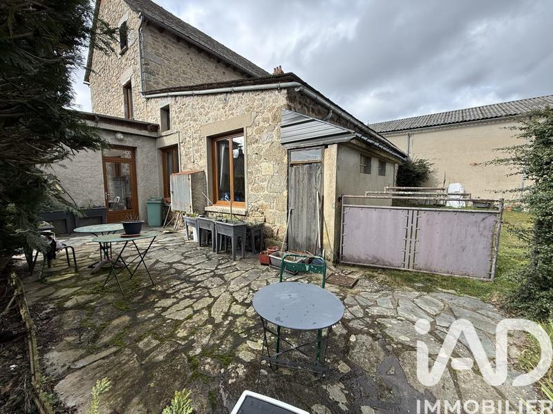 Maison - 273 m² - 9 pièces