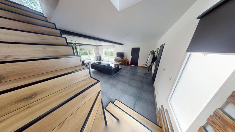 Maison - 145 m² - 5 pièces