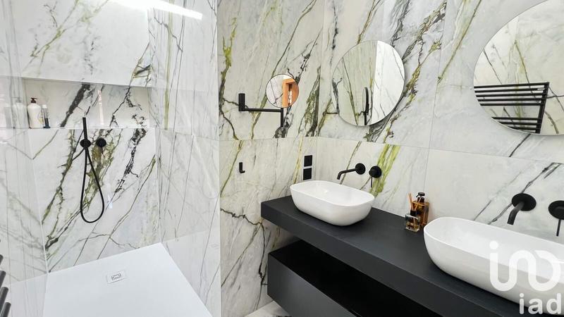 Appartement - 105 m² - 3 pièces