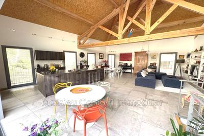 Maison de ville - 120 m² - 3 pièces