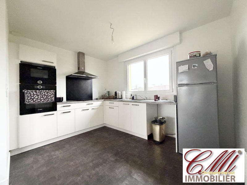 Maison - 96 m² - 5 pièces