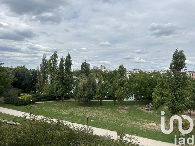 Appartement - 95 m² - 5 pièces