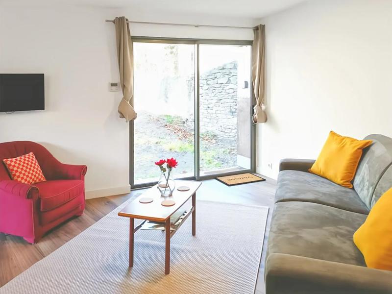 Maison - 400 m² - 15 pièces