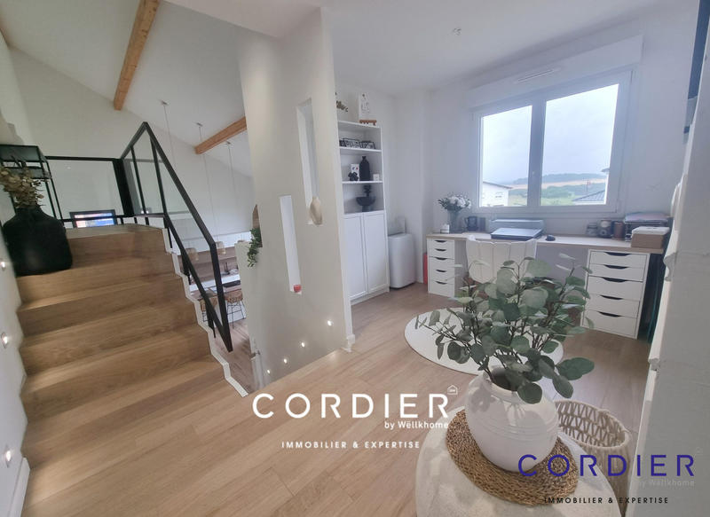 Maison - 128 m² - 6 pièces