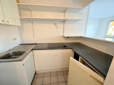 Studio - 30 m² - 1 pièce