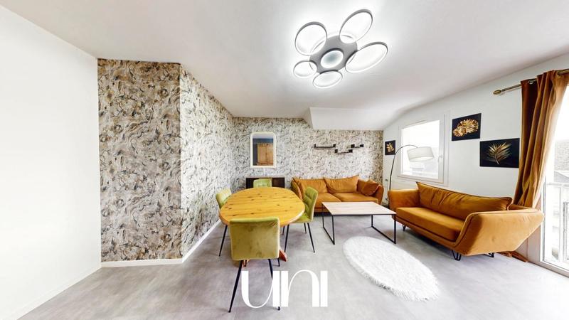 Duplex - 90 m² - 5 pièces