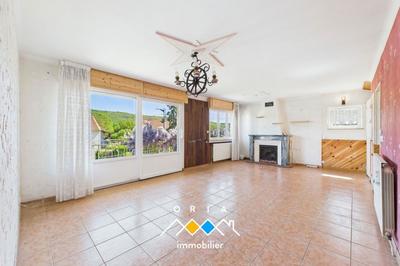 Maison - 107 m² - 6 pièces