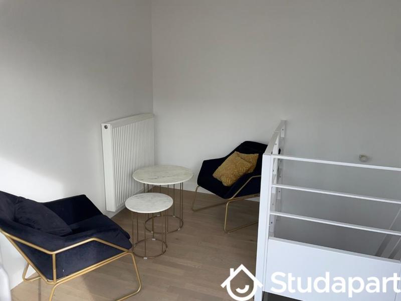 Chambre - 9 m² - 1 pièce