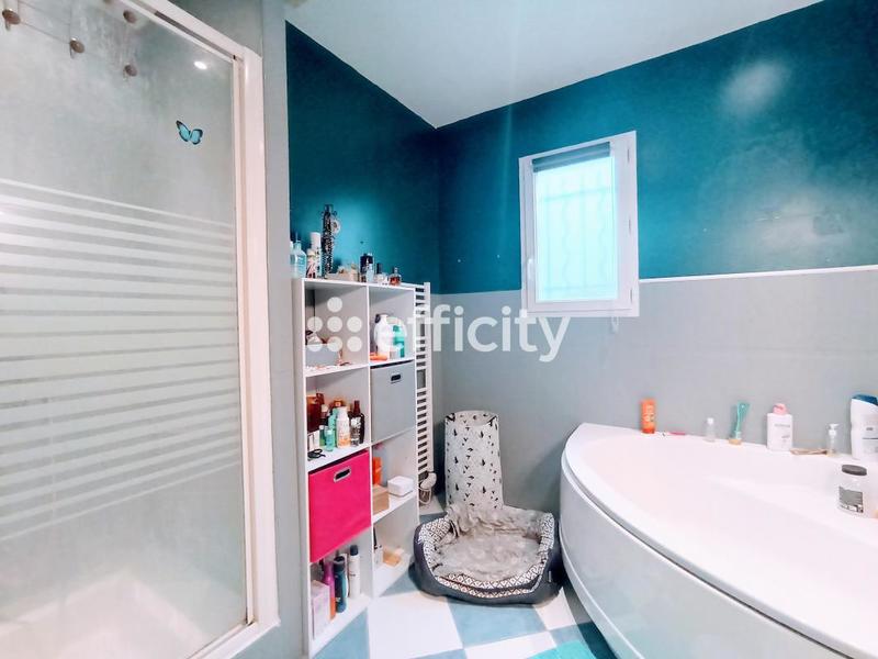 Maison - 128 m² - 5 pièces