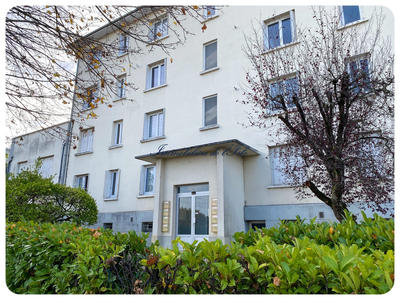 Appartement - 70 m² - 4 pièces