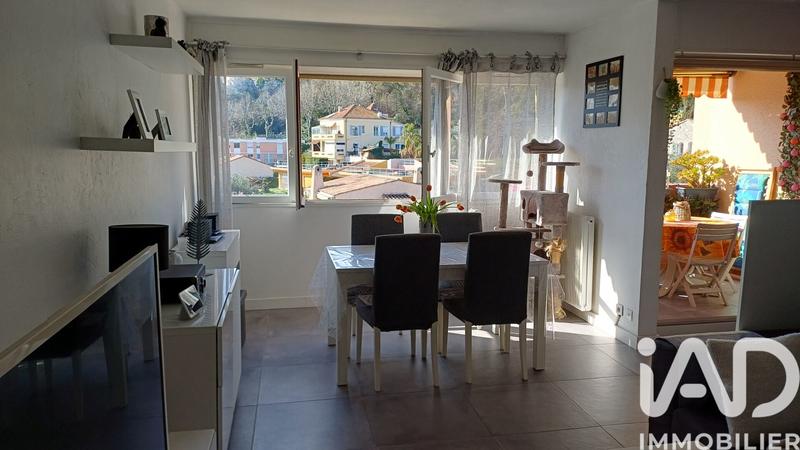 Appartement - 65 m² - 3 pièces