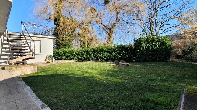 Maison - 151 m² - 6 pièces