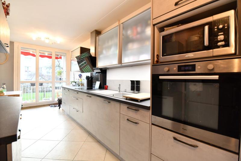 Appartement - 83 m² - 4 pièces