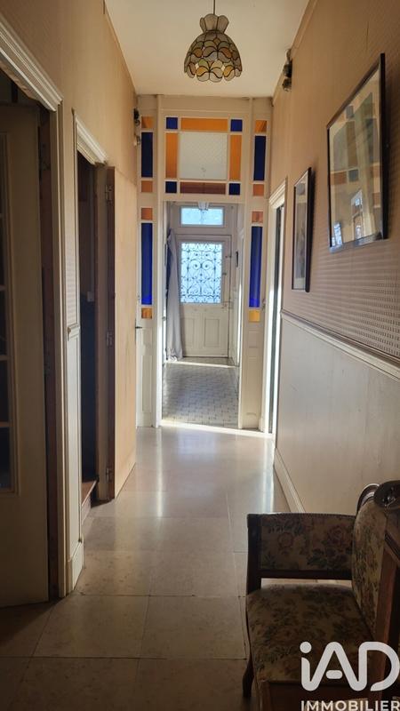 Maison - 163 m² - 9 pièces