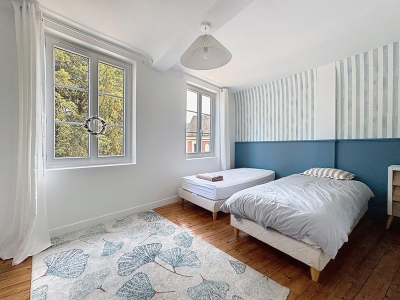 Maison - 106 m² - 6 pièces