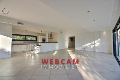 Villa - 163 m² - 4 pièces