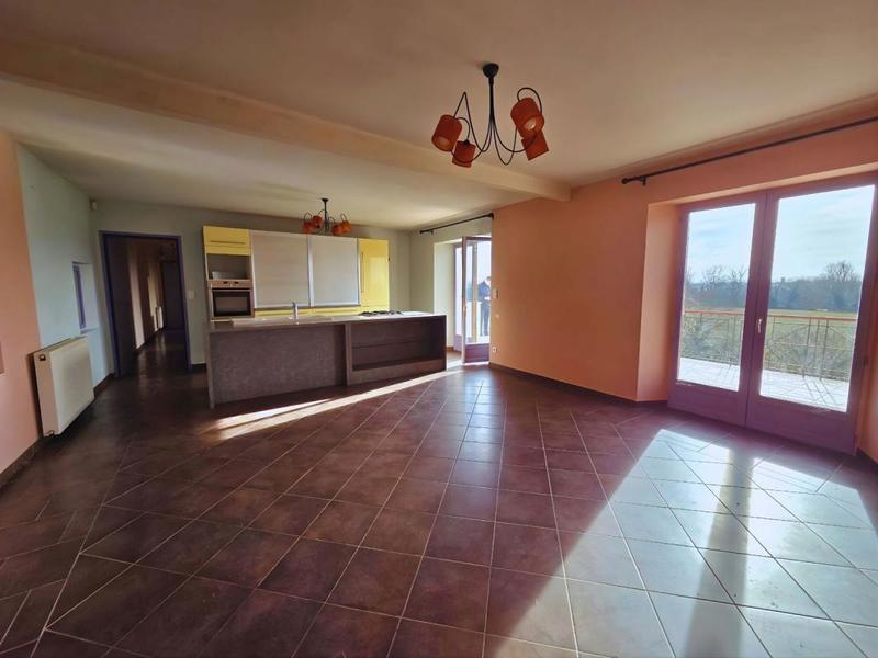 Maison - 454 m² - 15 pièces