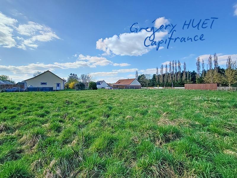 Terrain constructible - 1 225 m²