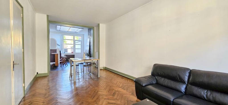 Maison - 170 m² - 8 pièces