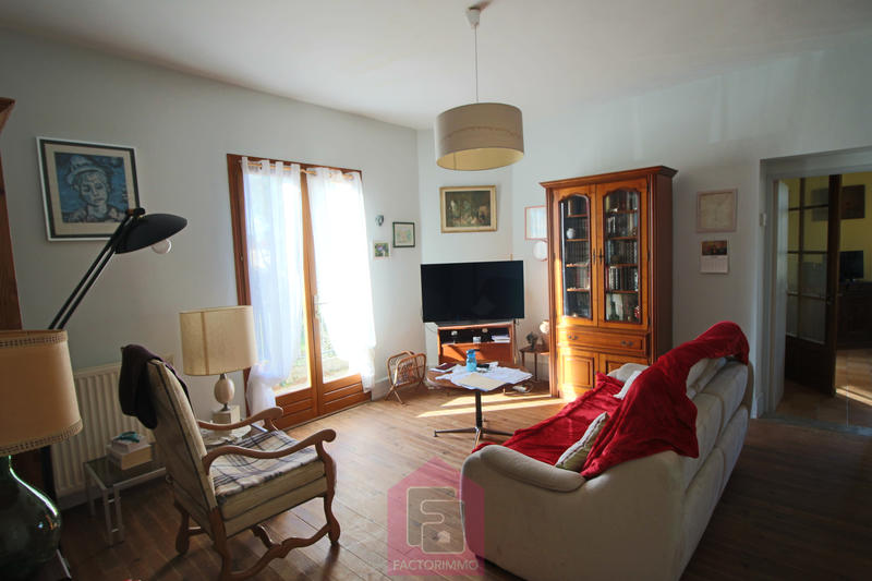 Maison - 160 m² - 7 pièces