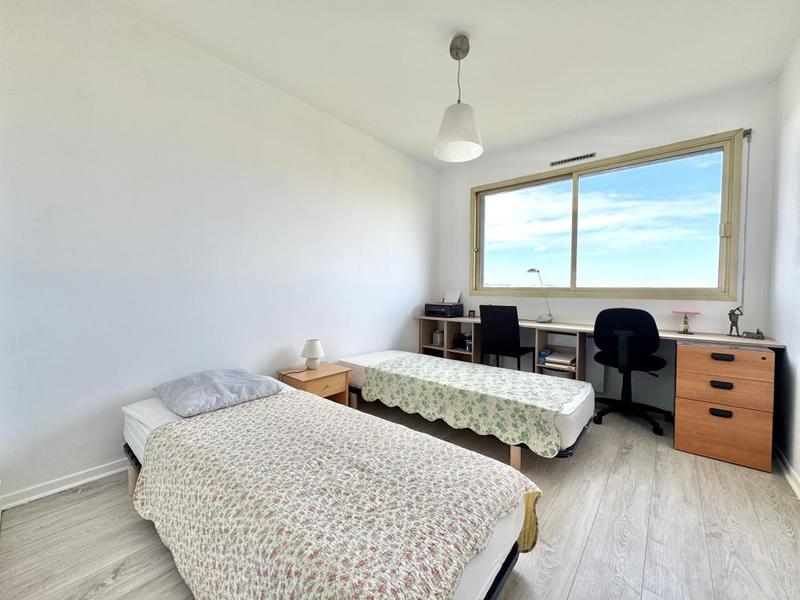 Appartement - 99 m² - 3 pièces