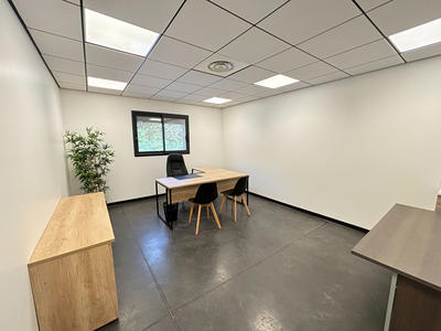 Local commercial - 25 m² - 1 pièce