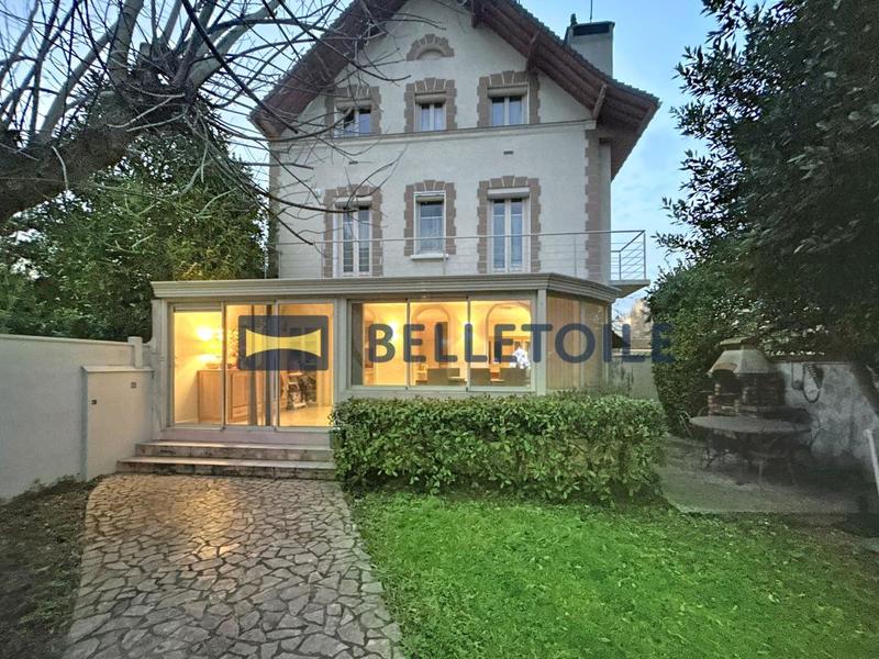 Maison - 145 m² - 5 pièces